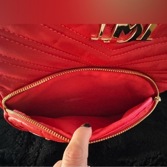 Vibrant Red Quilted Leather Backpack with Gold Logo - Picture 3 of 5